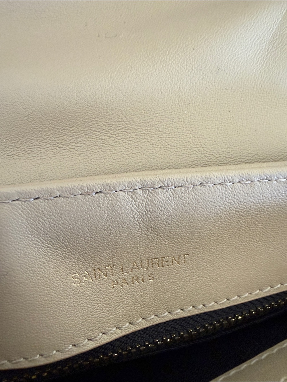 Lou small YSL bag in Quilted Leather- NOT original Look a Like! Flaw - Picture 7 of 9
